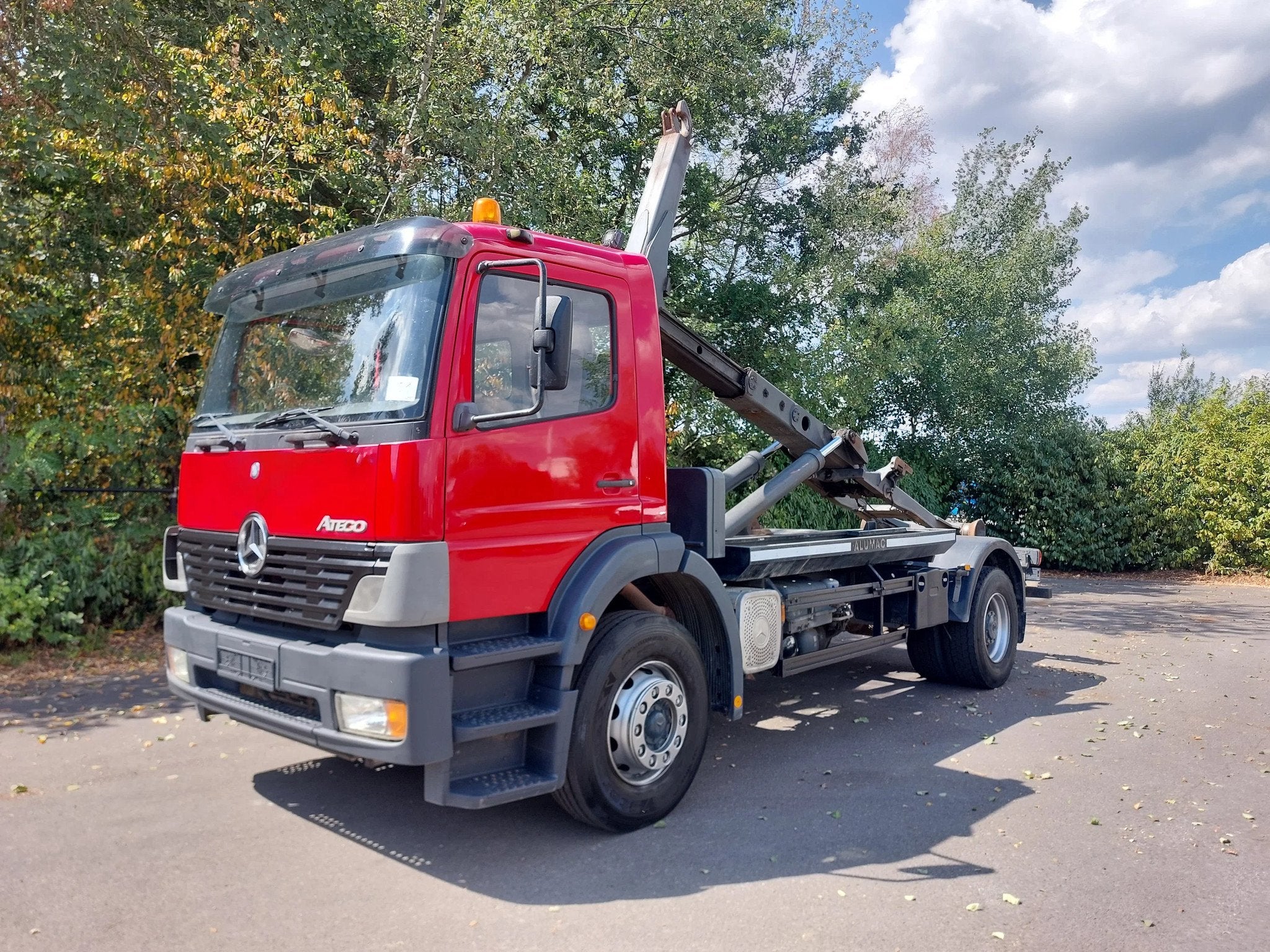Mercedes-Benz Atego 1928 4x2 abrolkipper BB - Manual, Auto's, Achterwielaandrijving, Mercedes-Benz, Bedrijf, 280 pk