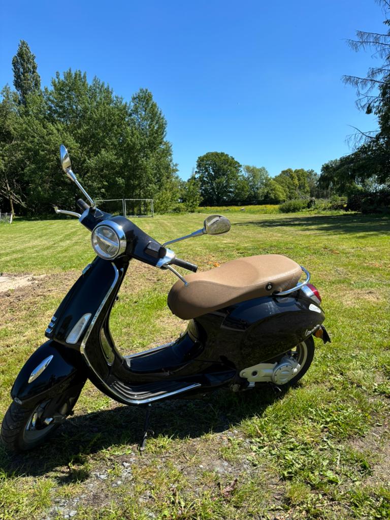 VESPA PRIMAVERA 50CC - 2019 - 5500km, Comme neuf, Classe B (45 km/h), Enlèvement, Essence
