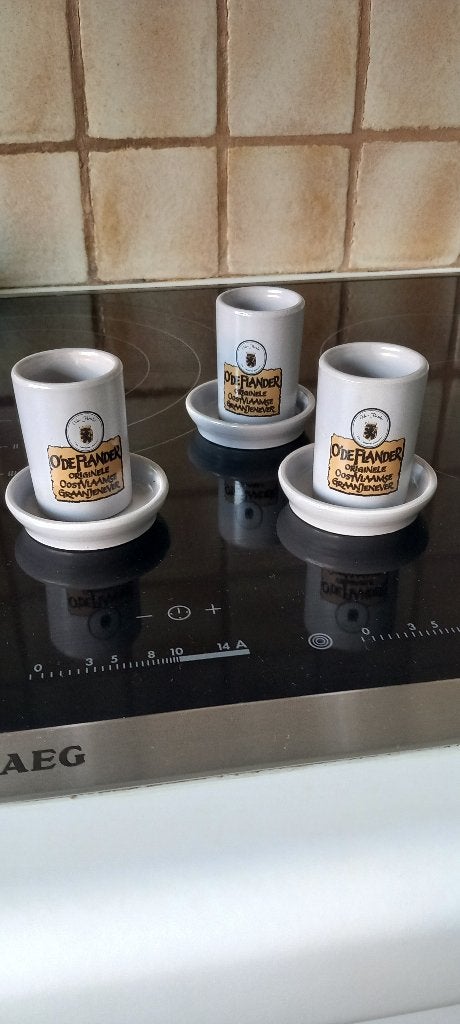 3 jeneverglazen, Verzamelen, Ophalen of Verzenden, Zo goed als nieuw, Borrel- of Shotglas