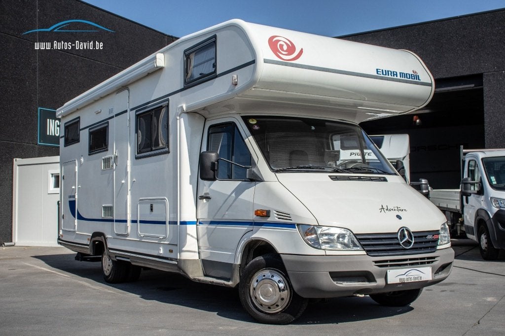 EuraMobil Mercedes-Benz 416 CDI Alcôve pour 6 personnes, Caméra de recul, Marchepied électrique, Boîte manuelle, Jusqu'à 6