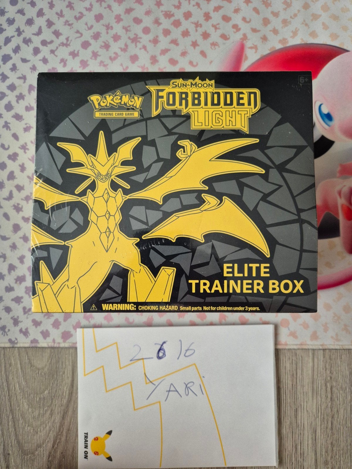 Forbidden light elite trainer box, Enlèvement ou Envoi, Neuf