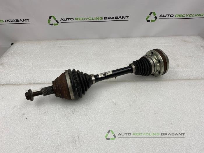 Arbre de transmission avant gauche d'un Volkswagen Touran, -, 3 mois de garantie, Utilisé, -