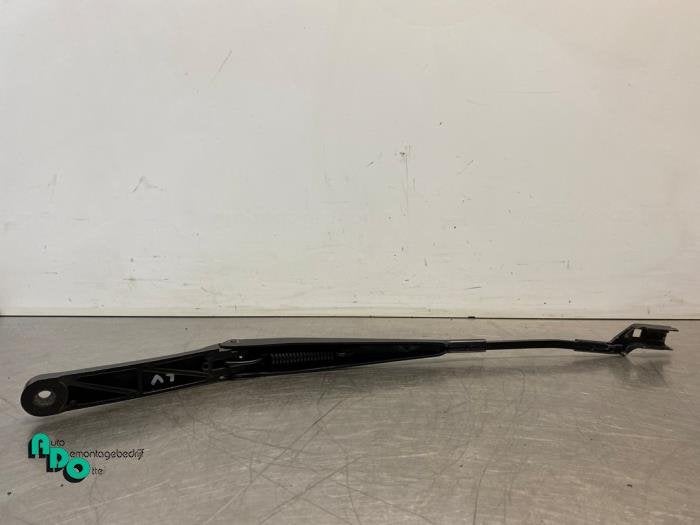 Ruitenwisserarm voor van een Volkswagen Golf (Golf 09-), Gebruikt, -, Volkswagen, -