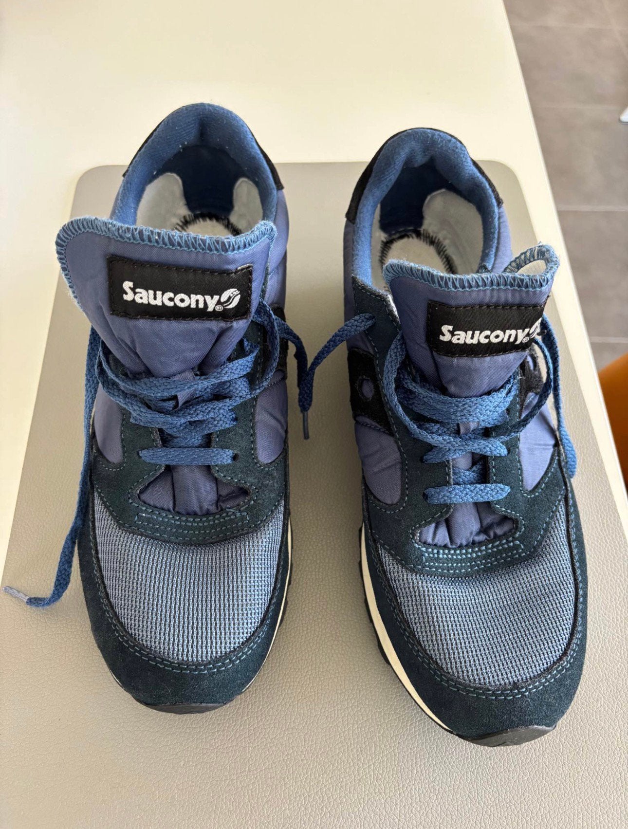 Sportschoenen Soucony, Ophalen of Verzenden, Zo goed als nieuw, Sportschoenen