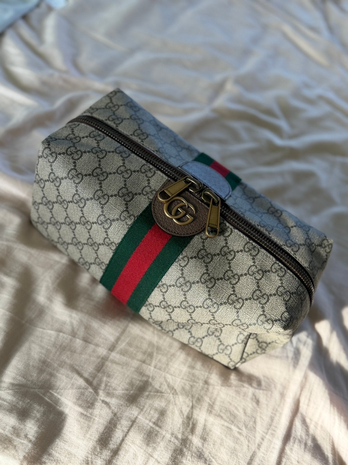 Gucci Ophidia toilettas, Bijoux, Sacs & Beauté, Trousses de toilette, Enlèvement, Comme neuf
