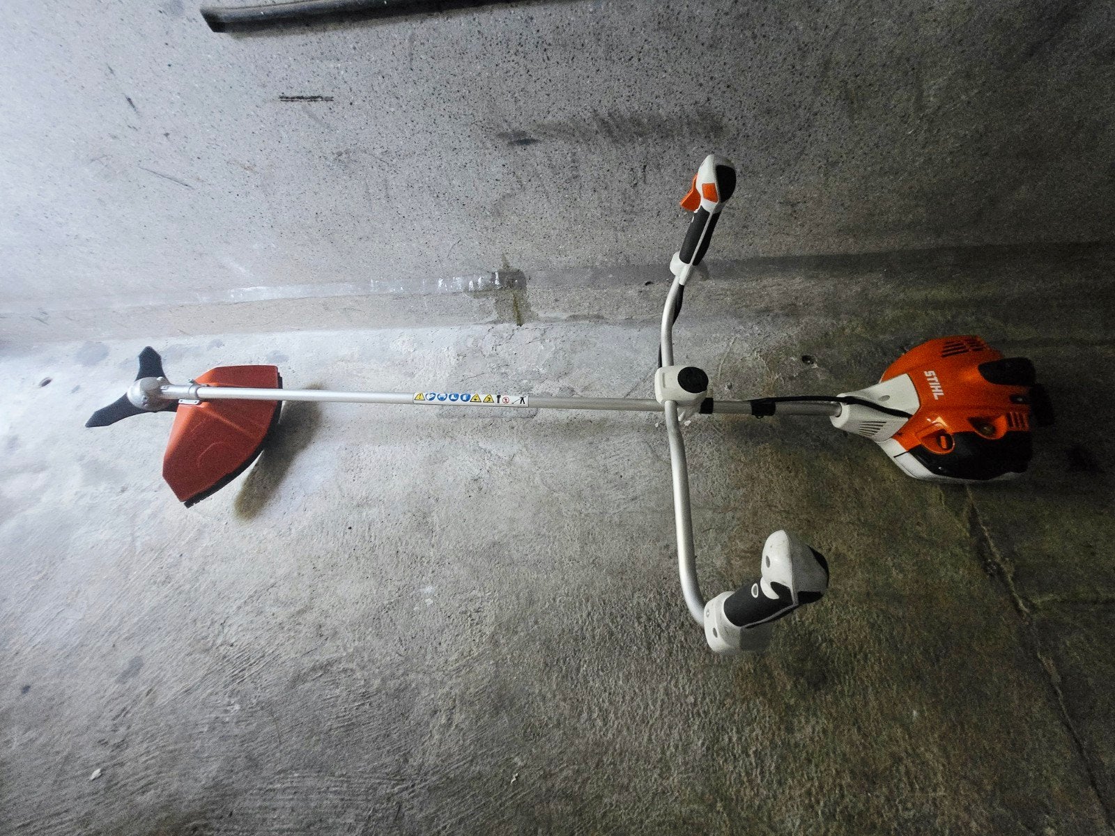 Stihl FS 240C professionele bosmaaier, Ophalen, Zo goed als nieuw