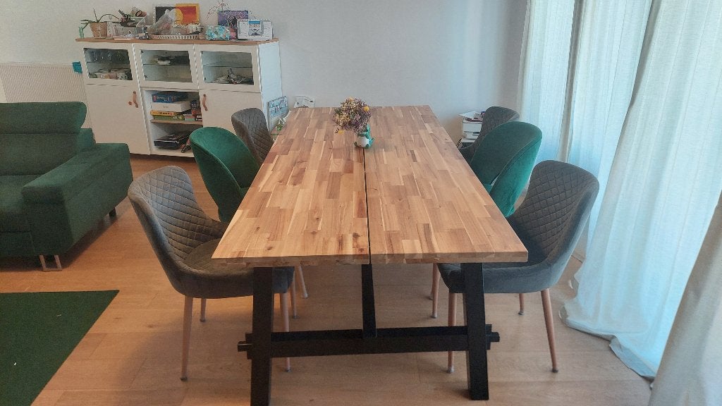 Dining Table IKEA SKOGSTA, Huis en Inrichting, Tafels | Eettafels, Gebruikt, 100 tot 150 cm, 200 cm of meer, Vijf personen of meer