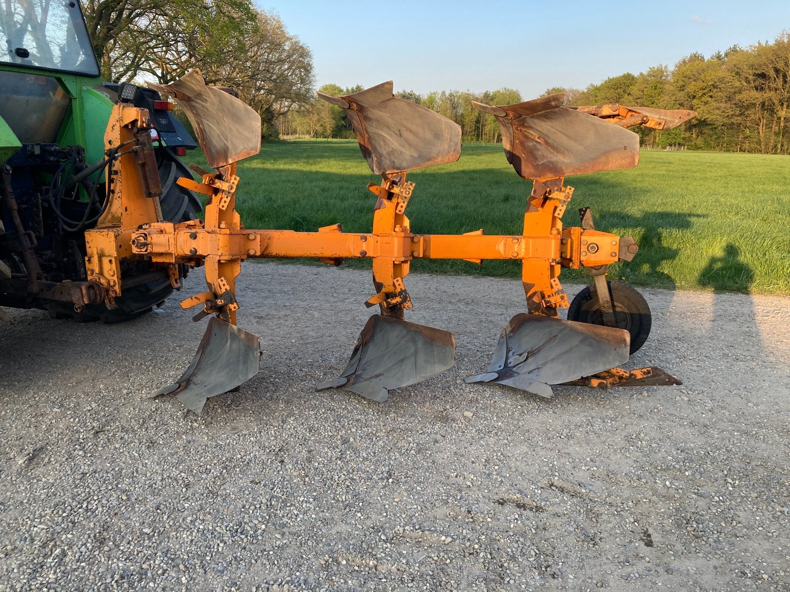 3 schaar ploeg Huard en 4 schaar ploeg Duro, Zakelijke goederen, Ophalen