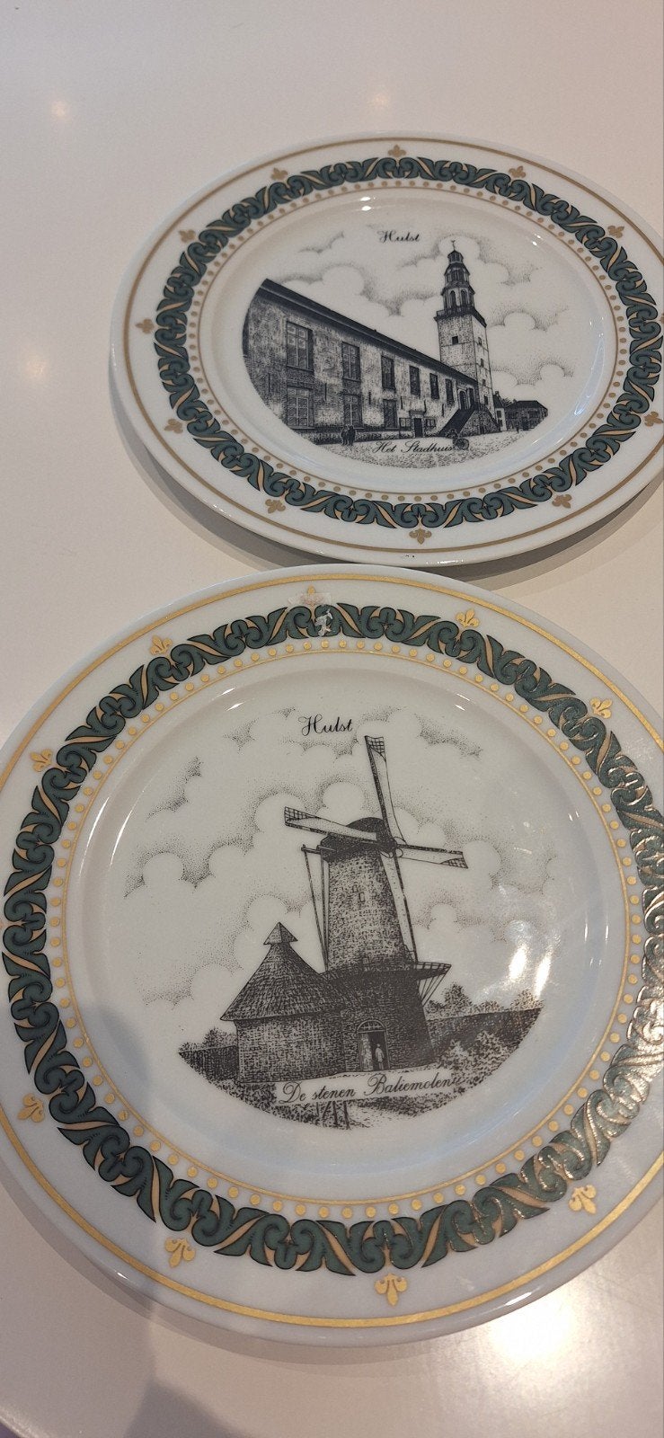 4 borden de kunstenaar, Enlèvement