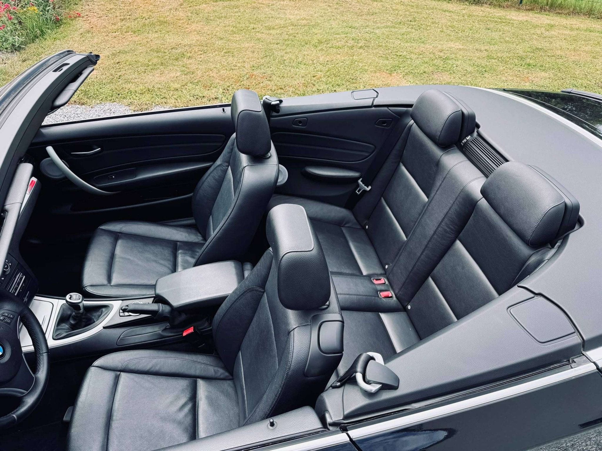 BMW 1 Serie 118 118 d Cabriolet, Etat show room (bj 2011), Auto's, 1 Reeks, Zwart, 4 cilinders, Cabriolet