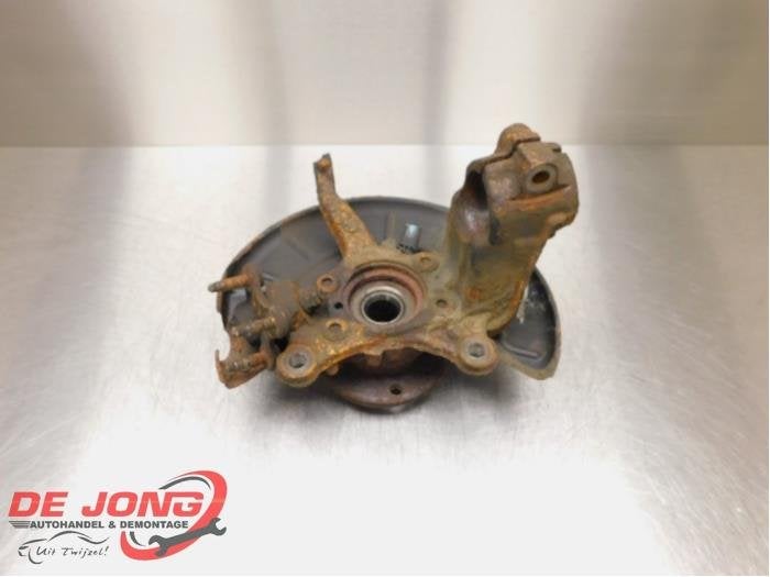 Fusee links-voor van een Volkswagen Eos, Gebruikt, -, Volkswagen, -