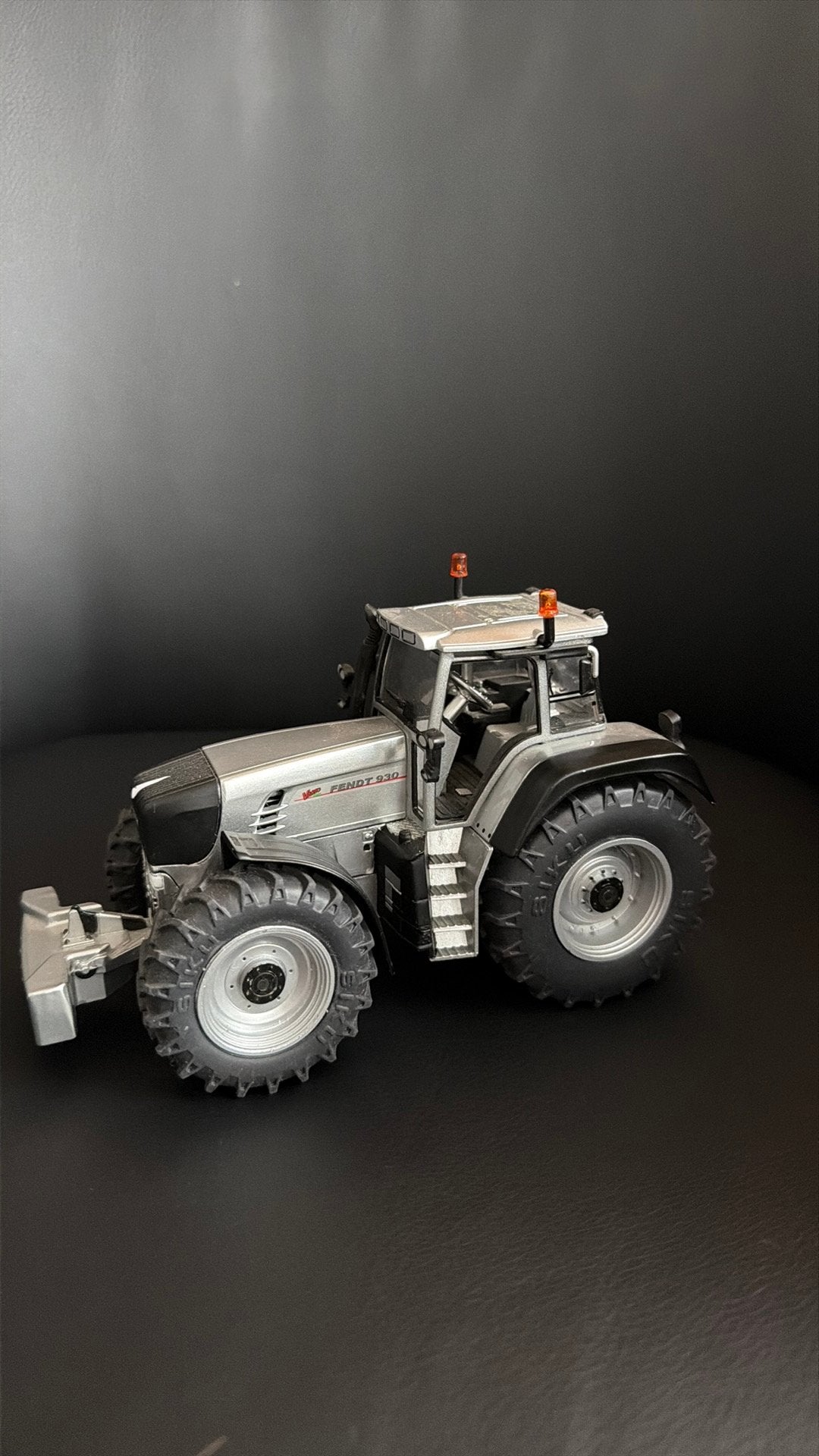 Siku Fendt 930 special edition nr 133 van 13000, Hobby en Vrije tijd, Ophalen of Verzenden, Zo goed als nieuw, SIKU