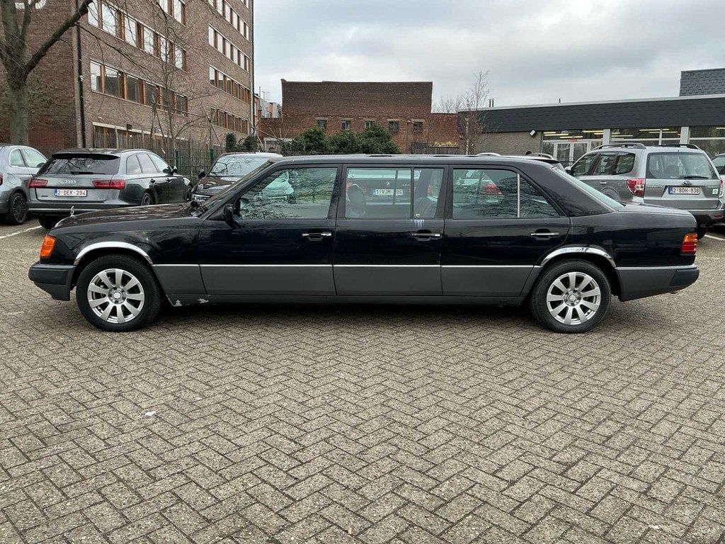 Mercedes-Benz Longversion E200 Voiture Classique, Autos, Achat, Entreprise, Autre carrosserie, Mercedes-Benz