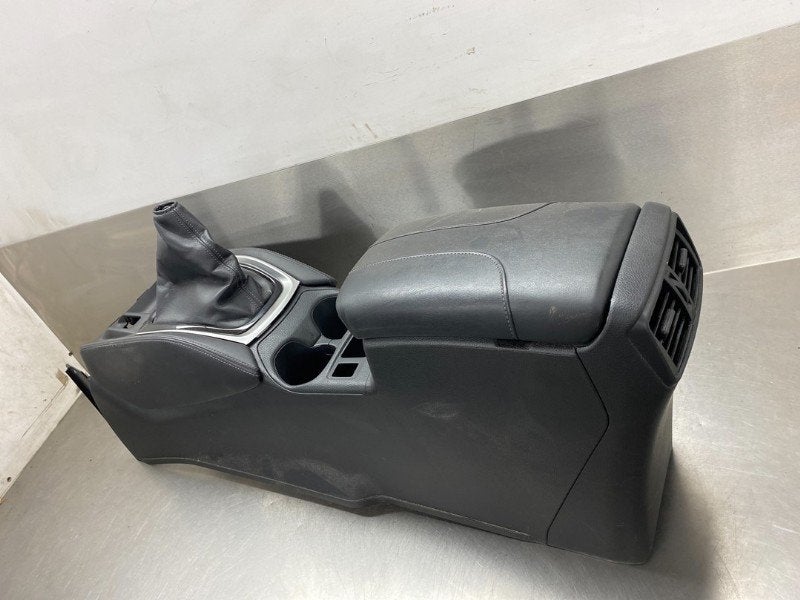 CONSOLE CENTRALE Nissan X-Trail (T32) (01-2013/12-2022), Utilisé, Nissan