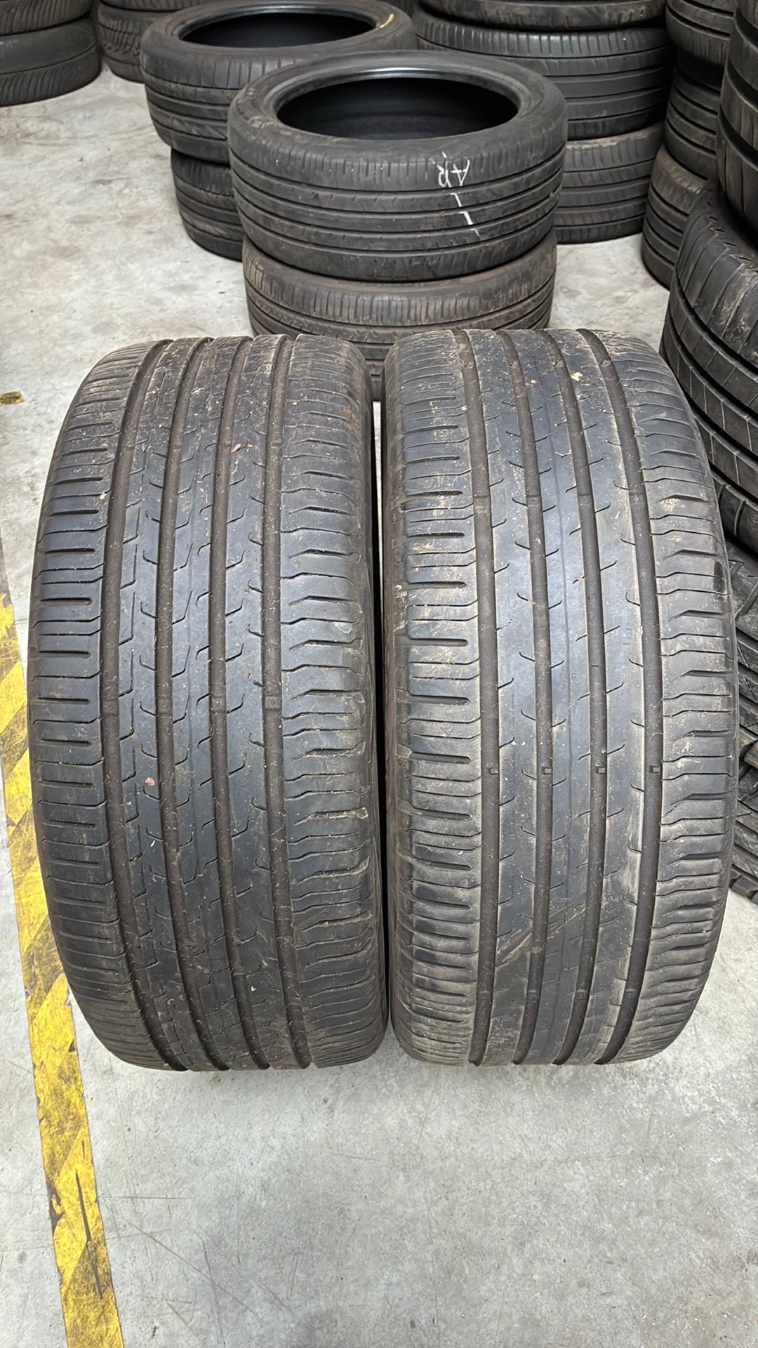 2254518 225/45/18 225/45R18 zomerbanden merk Continental, Ophalen