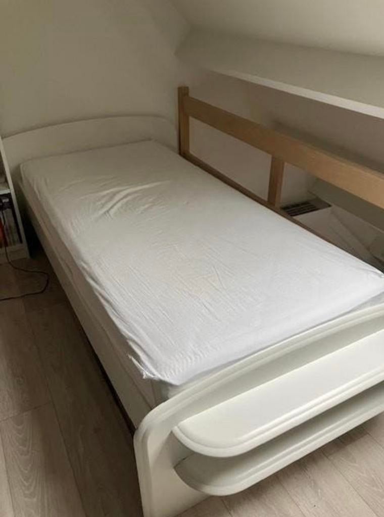 Volledig 1 persoonsbed met Auping spiraalbodem en matras, Huis en Inrichting, Slaapkamer | Bedden, Ophalen