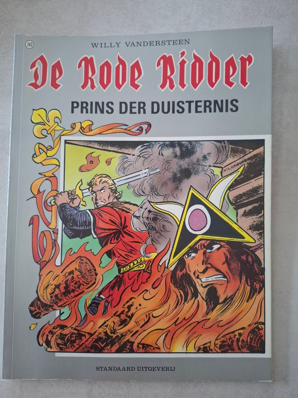 Stripboek De rode Ridder 'Prins der duisternis', Gelezen, Willy Vandersteen, Eén stripboek, Ophalen of Verzenden