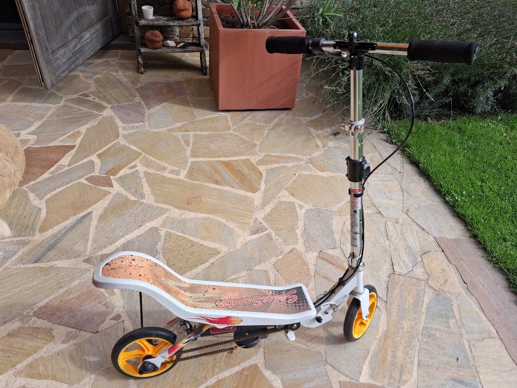 Space scooter, Fietsen en Brommers, Ophalen, Gebruikt, Overige typen, Space scooter