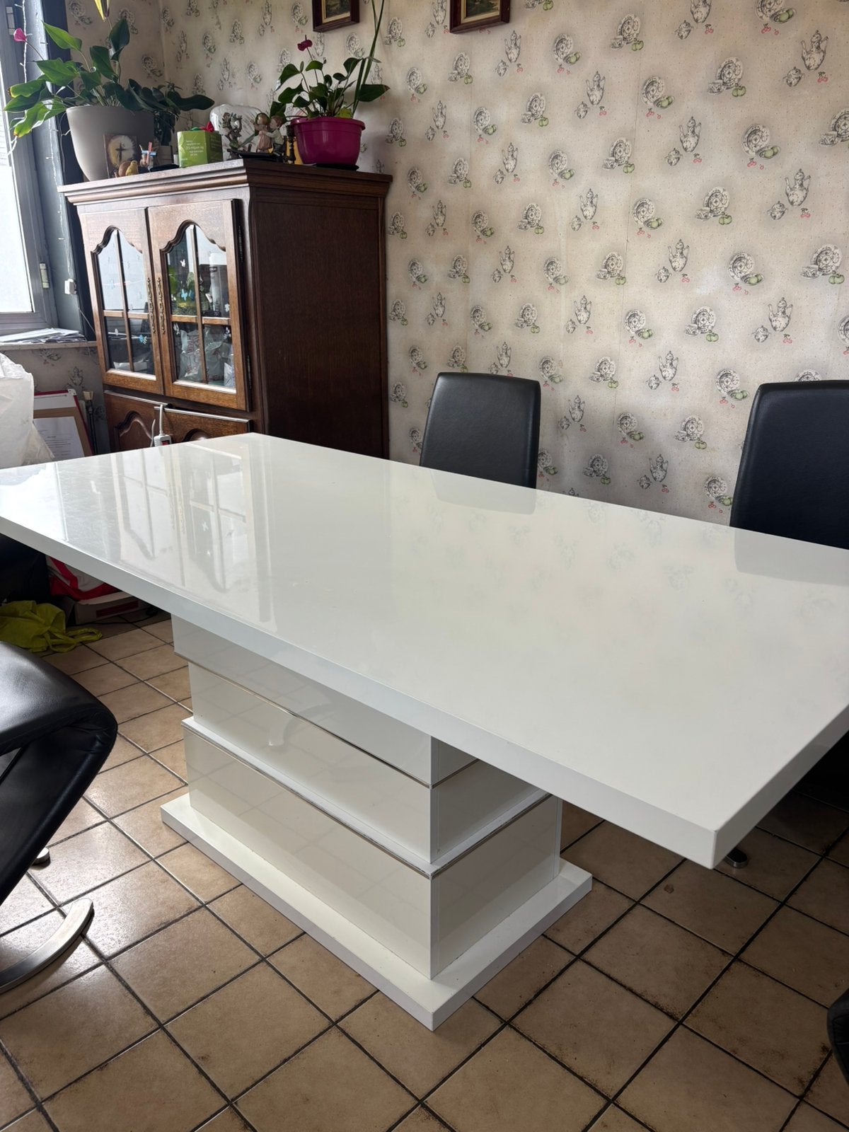 table à manger, 150 à 200 cm, Comme neuf, Enlèvement, 50 à 100 cm