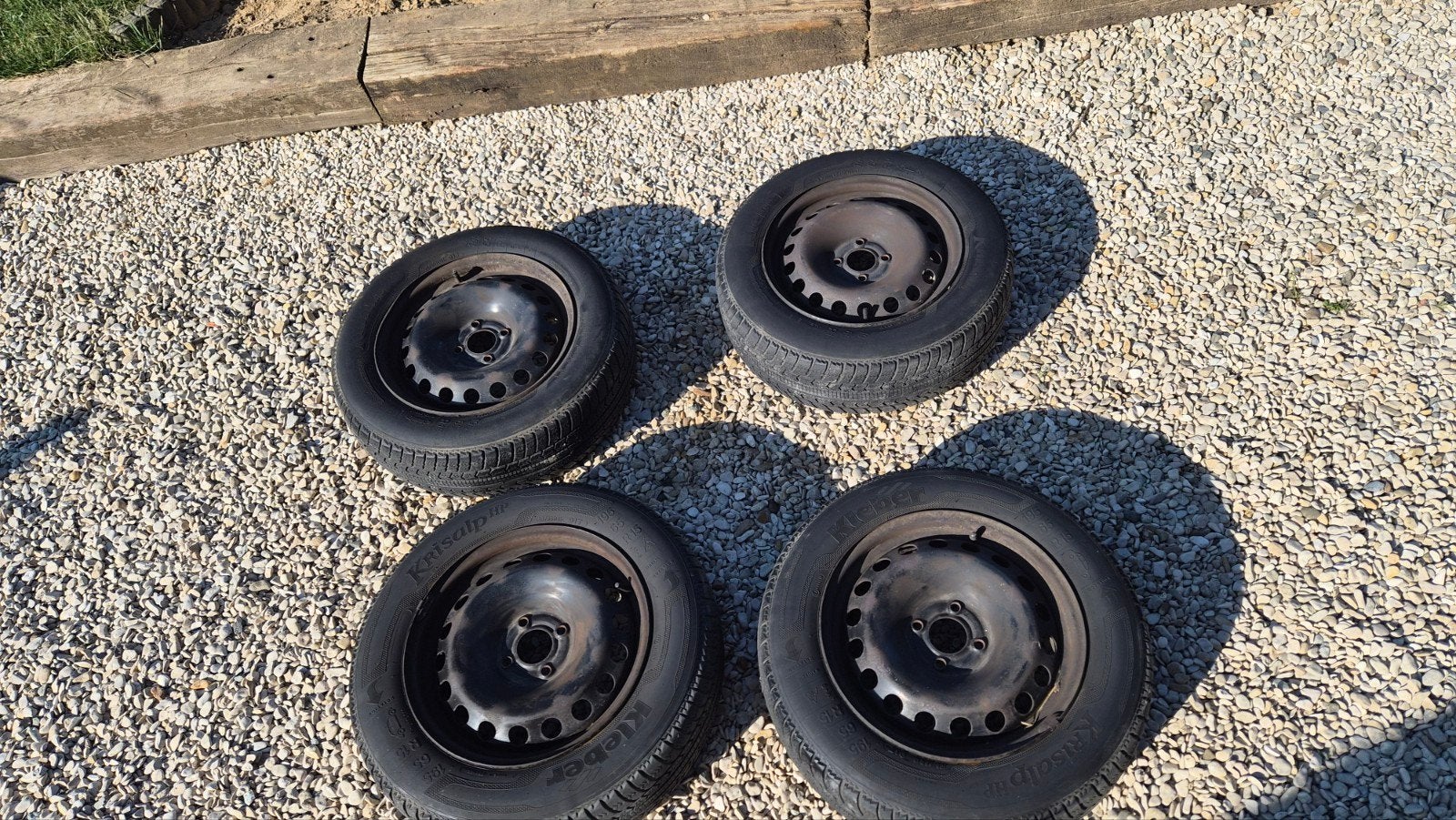 Jante 15" megane 2, Autos : Pièces & Accessoires, Enlèvement, Pneus hiver, Pneu(s)