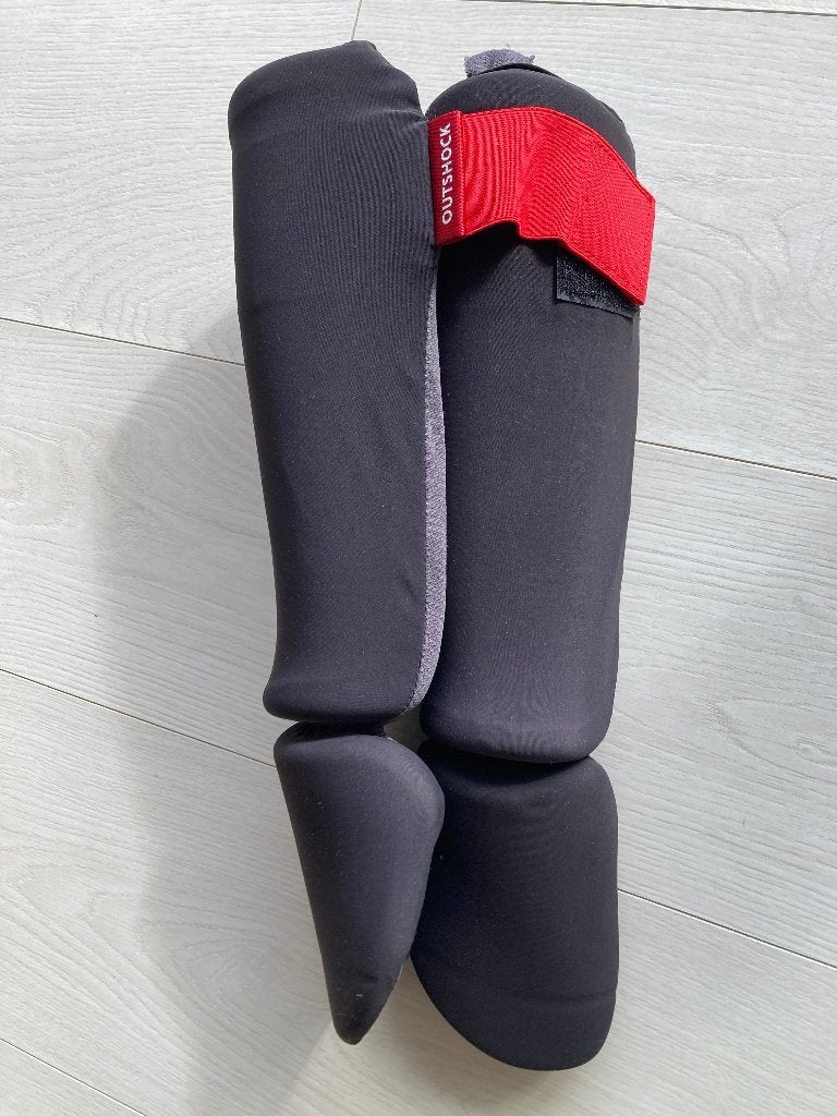 protège-tibias/ shinguards, Neuf, Taille XS ou plus petite, Enlèvement, Protection pour arts martiaux