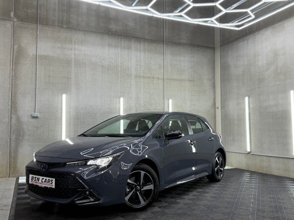 TOYOTA COROLLA/CARPLAY/CAMERA/ACC/LANE/NIEUW, Auto's, Stof, Corolla, Berline, 5 deurs