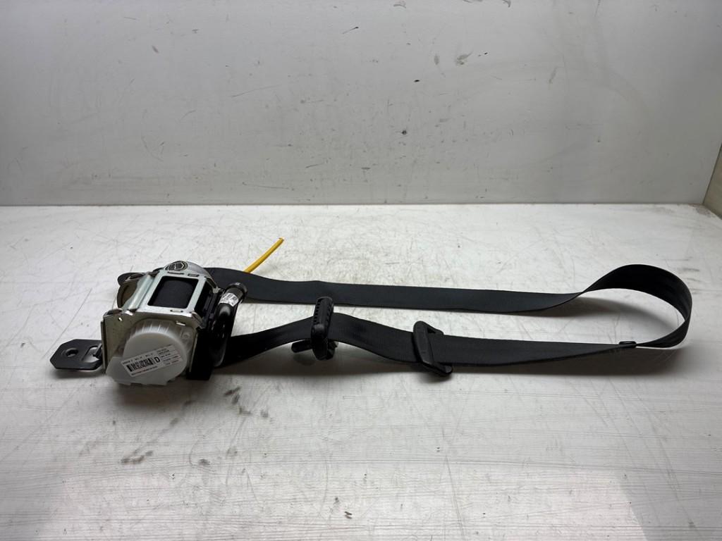 CEINTURE DE SECURITE AVANT DROIT Iveco New Daily VI, IVECO Magirus AG, Info@iveco-sw.de, Autres marques automobiles, Nicolaus-Otto-Straße 27
89079  Ulm, DE