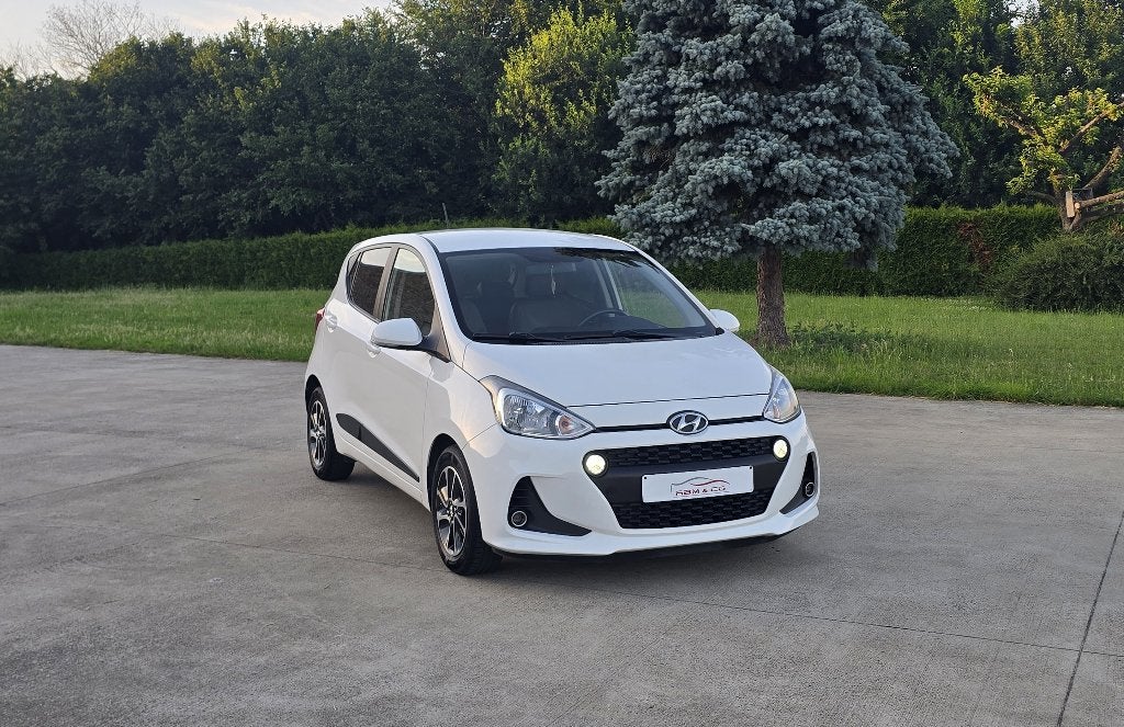 Hyundai i10 1.2i Essence ** CarPlay - Airco ** Garantie 12M, Autos, Hyundai, Entreprise, Achat, i10, ABS, Airbags, Air conditionné