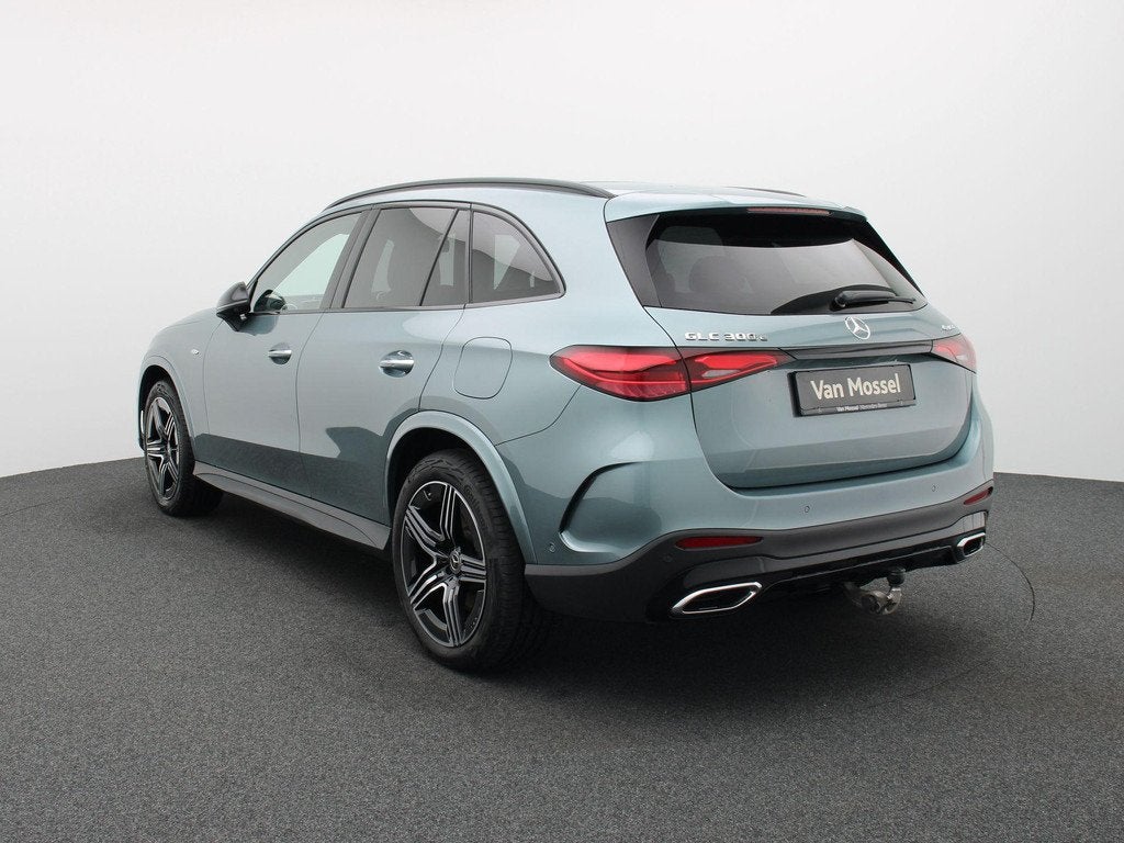 Mercedes-Benz GLC SUV 300 e AMG Line + AIRMATIC + BURMESTER, Auto's, Mercedes-Benz, Gebruikt, 4 cilinders, 2255 kg, Plug-in hybride