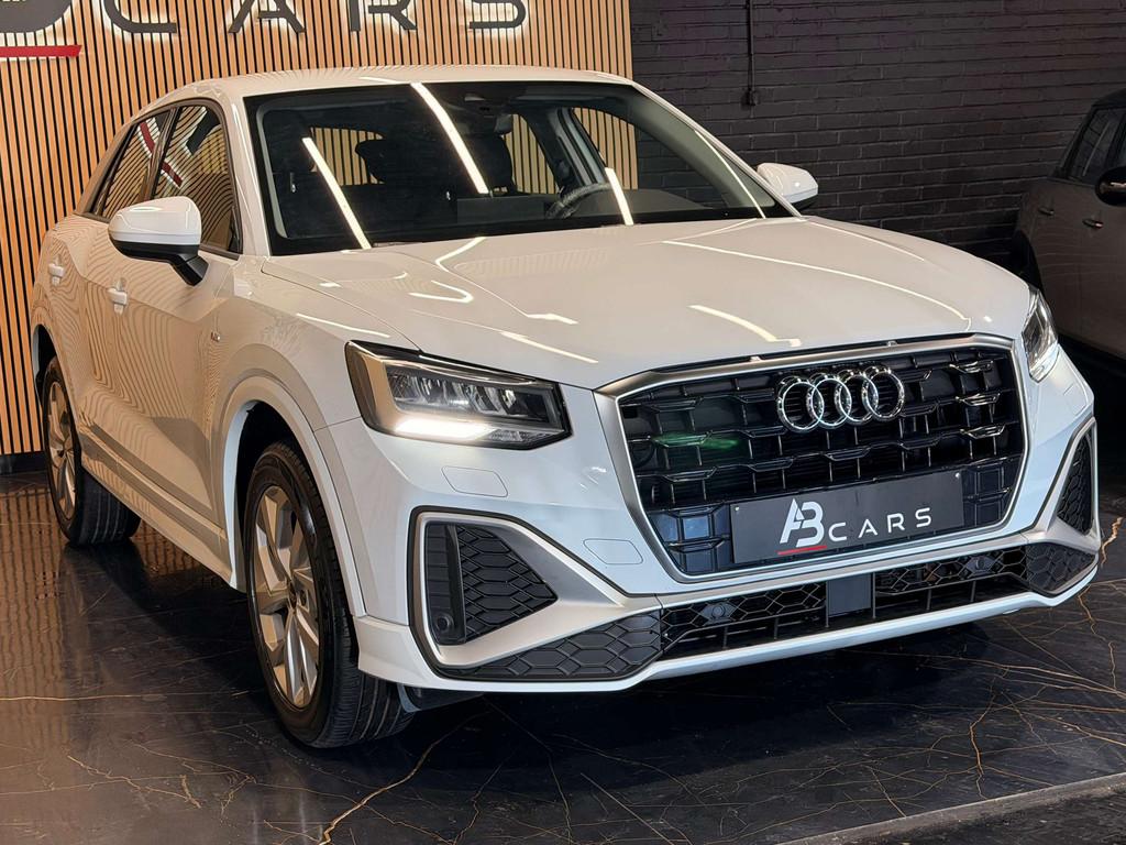 Audi Q2 30 TFSI S line * GARANTIE 12 MOIS * 1ER PROPRIETAIRE, Auto's, 118 g/km, Stof, Gebruikt, Wit