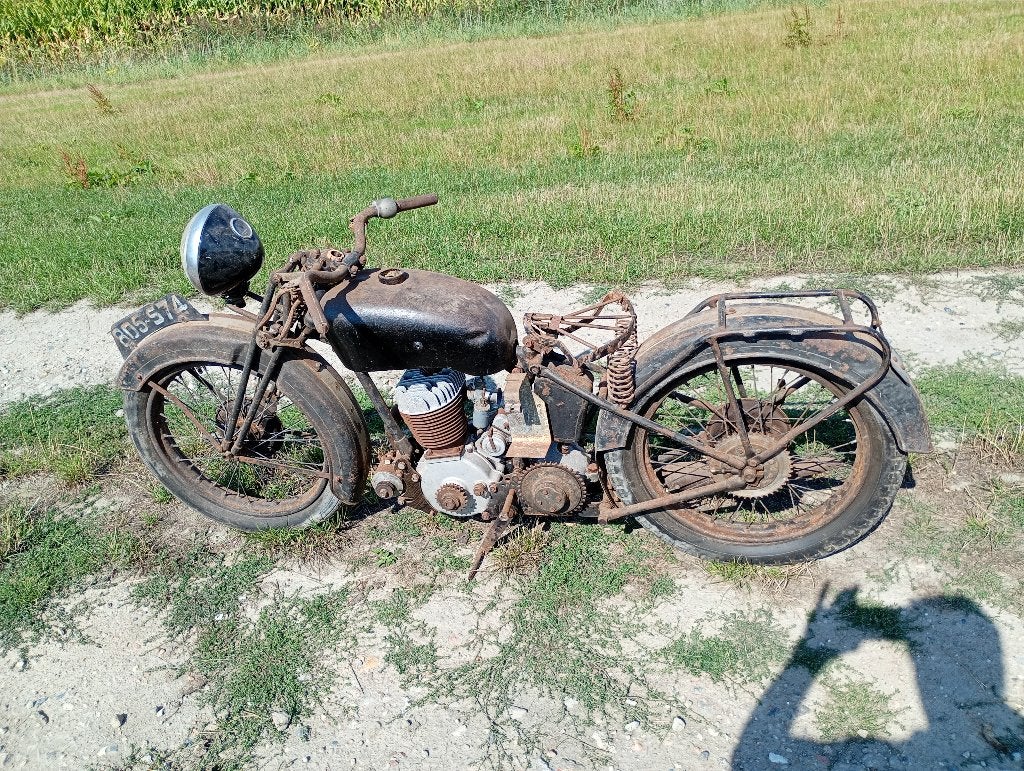 Moteur à l'ancienne, Motos, Motos | Oldtimers & Ancêtres, 350 cm³, Occasion, Jusqu'à 11 kW, Autre