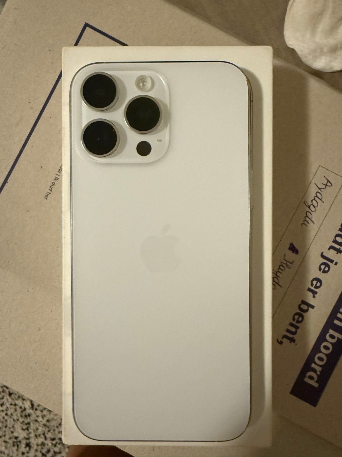 Iphone 16 pro max, Télécoms, Téléphonie mobile | Apple iPhone, 256 GB, IPhone 16 Pro Max, Comme neuf, Enlèvement