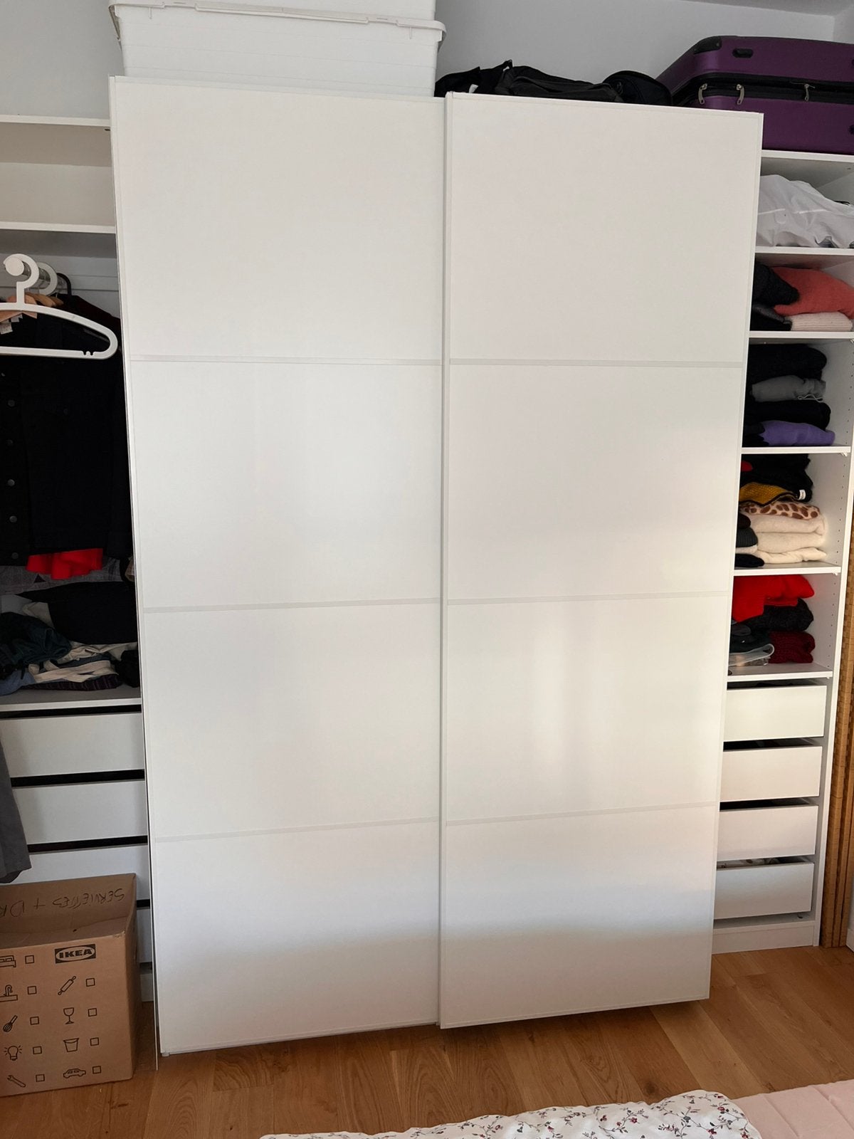 Armoire IKEA PAX blanche, portes coulissantes, comme neuve!, Enlèvement, Comme neuf
