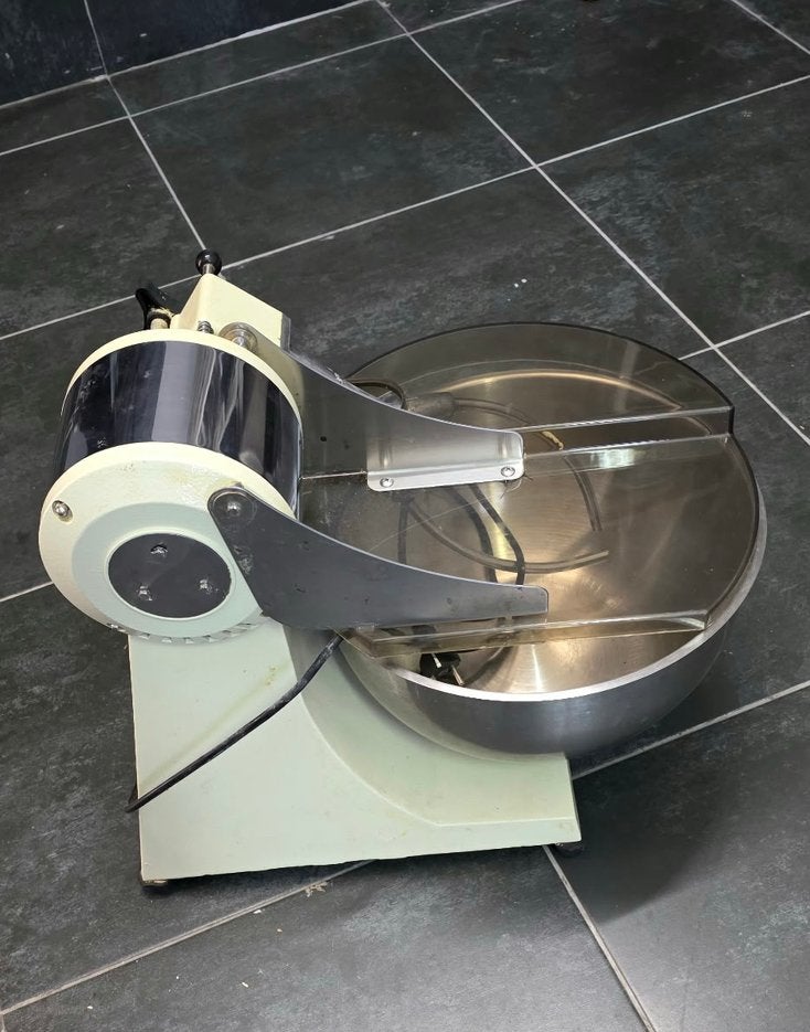 DEEGKNEDER MACHINE, Zakelijke goederen, Ophalen, Gebruikt, Bakkerij en Slagerij
