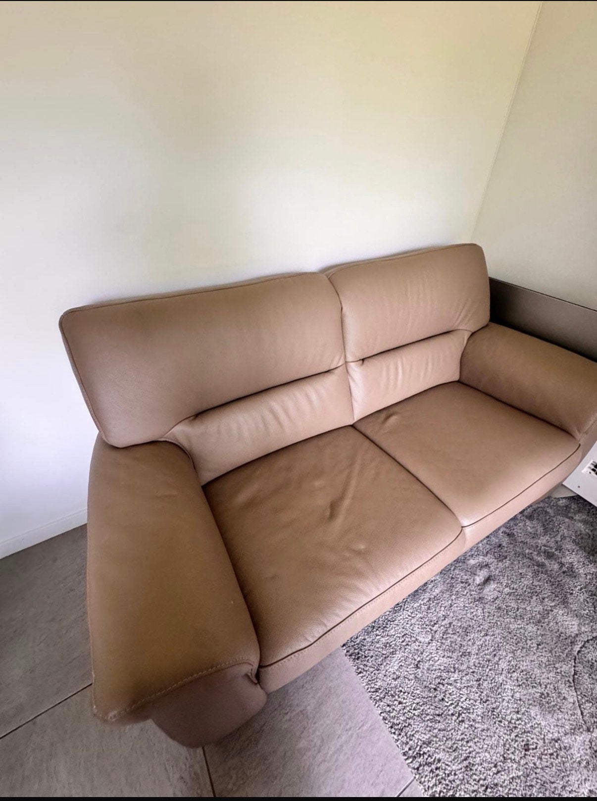 Cuir de salon, confort beige., 75 à 100 cm, Comme neuf, Enlèvement, Comfort zetel
