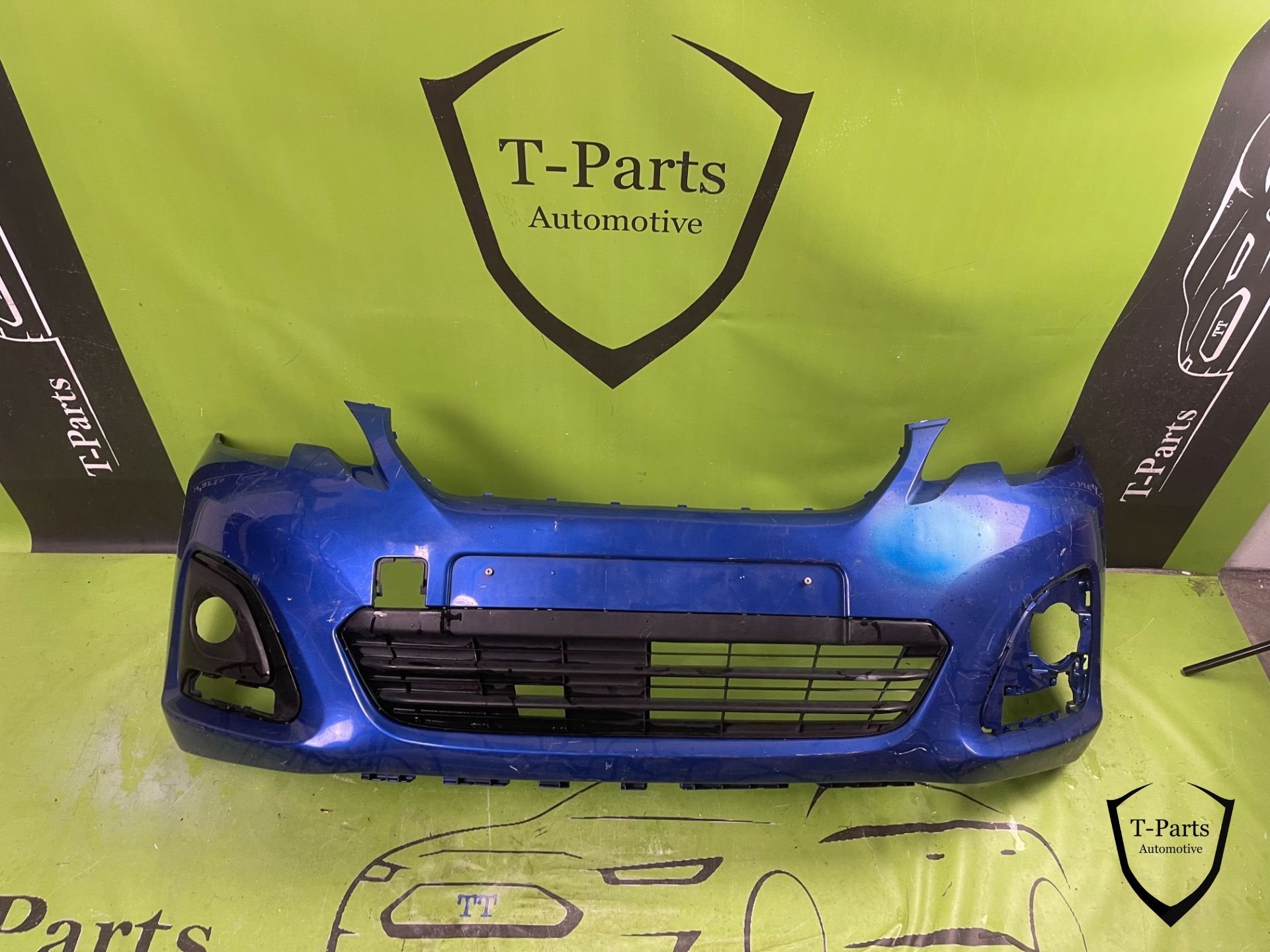 Peugeot 108 voorbumper bumper rooster 14+ grille 1612201580, Auto-onderdelen, Info@fabrikant.eu, Bumper, Fabrikant BV, Gebruikt