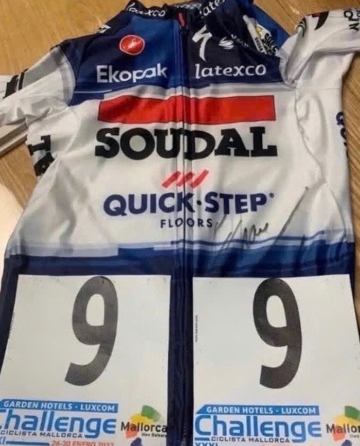 Gesigneerd Wielertrui, Verzamelen, Ophalen of Verzenden, Zo goed als nieuw, Shirt