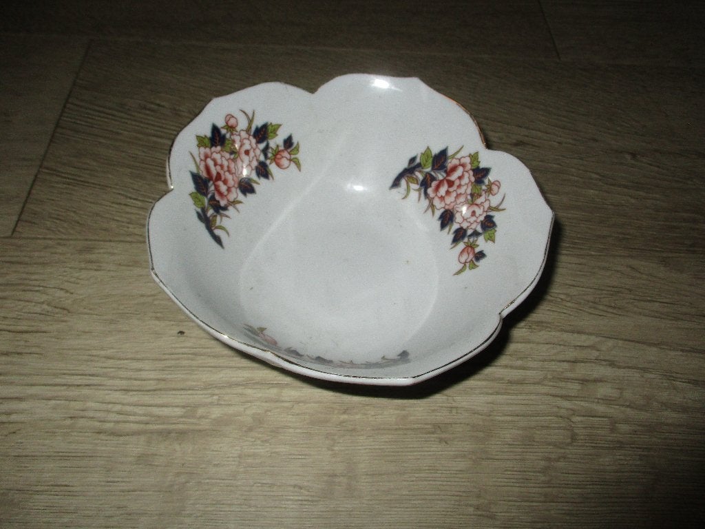 plat en porcelaine antique, immaculé, Enlèvement ou Envoi