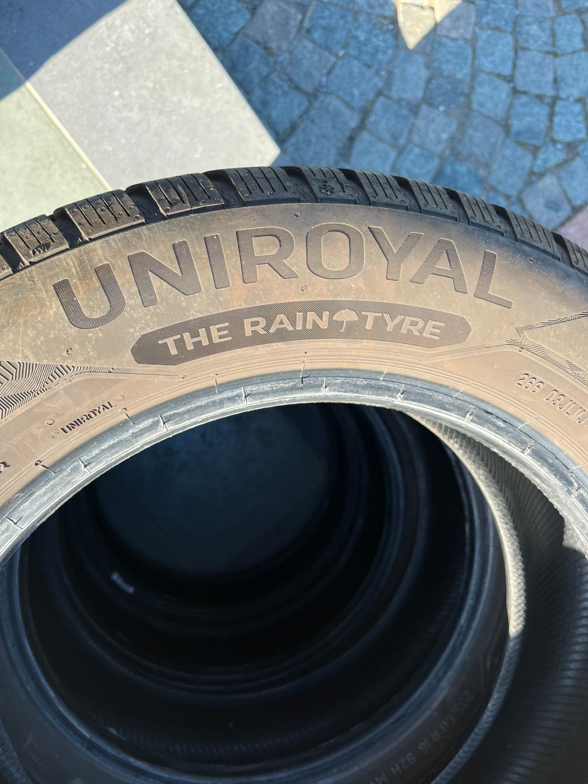 Winterbanden Uniroyal 205/60 R16 92H, Ophalen, Zo goed als nieuw