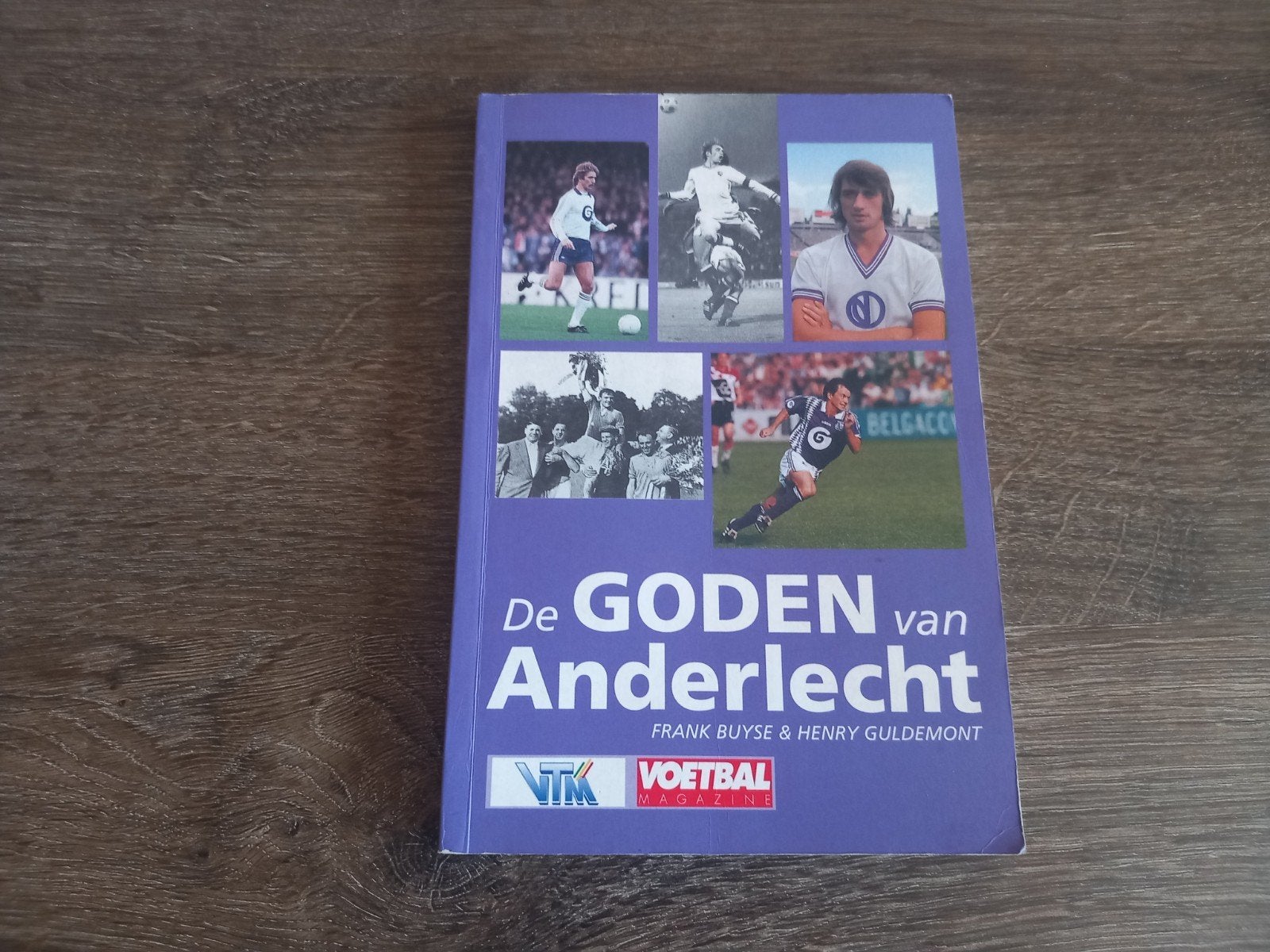 Boek De goden van Anderlecht Rsc Sporting Brussel Voetbal, Boeken, Sportboeken, Ophalen of Verzenden