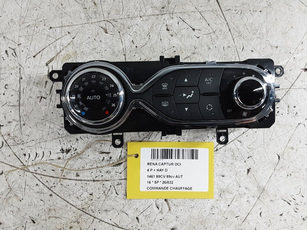BEDIENINGSPANEEL VERWARMING Captur I (2R) (275100037R), Gebruikt, Renault, Peter-Huppertz-Straße 5
51063  Köln, DE, Dialog.deutschland@renault.de