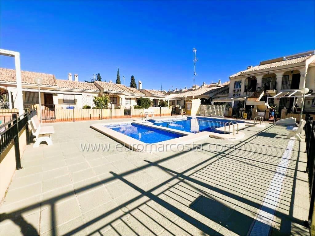 ref 4626 - Villa méditerranéenne de plain-pied, GUARDAMAR DEL SEGURA, Ville, Maison d'habitation, 4 pièces