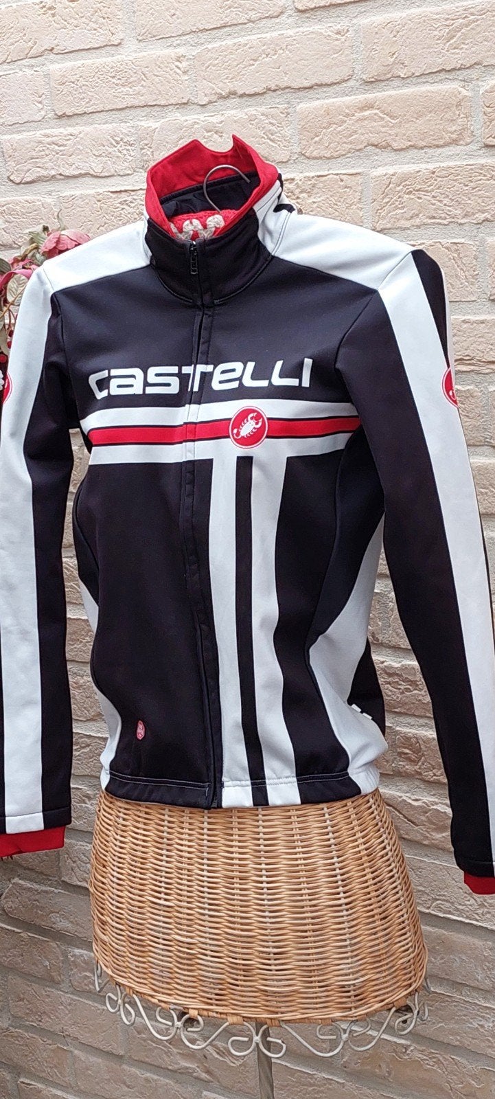 sportjas maat m castelly, Vêtements | Femmes, Vêtements de sport, Taille 38/40 (M), Enlèvement ou Envoi, Comme neuf, Multicolore