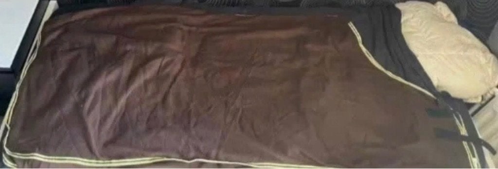 Couverture de séchage verte et brune polaire taille 145 cm, Animaux & Accessoires, Enlèvement ou Envoi, Polaire, Couverture
