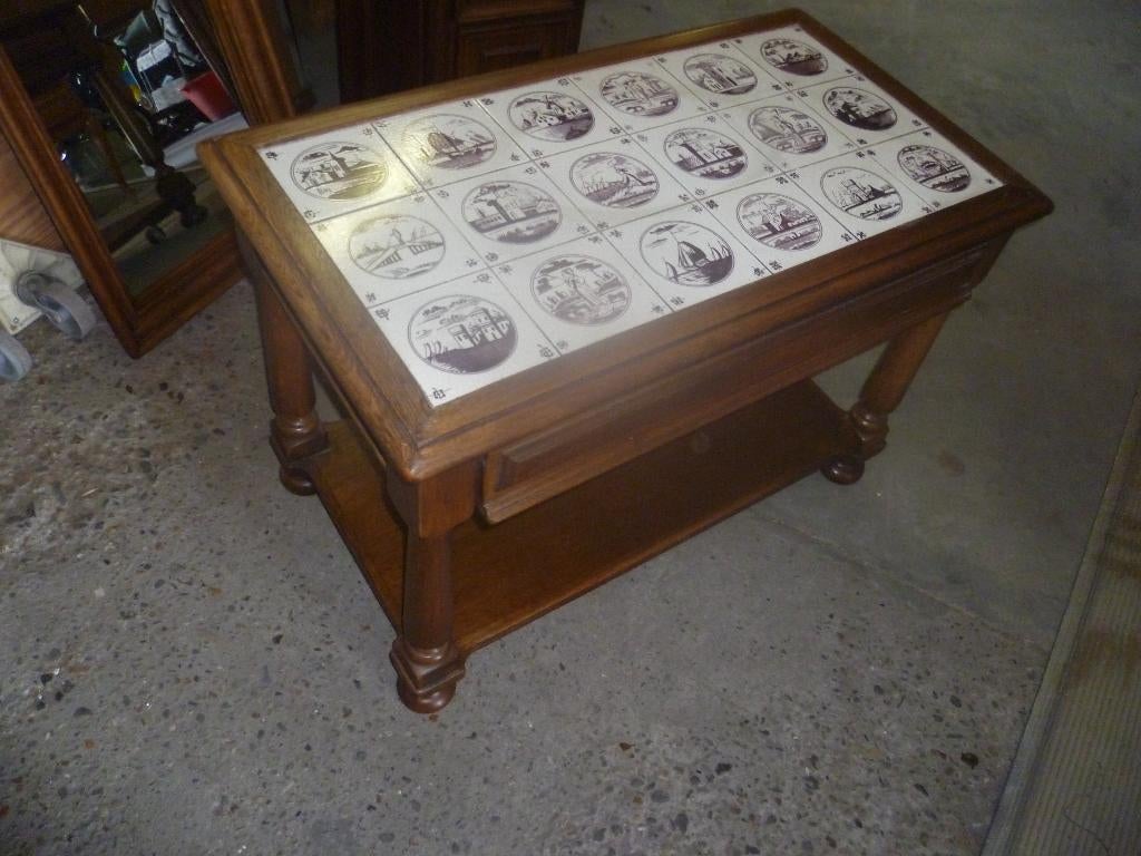 SALONTAFEL MET LADE EN FIANCE, Enlèvement