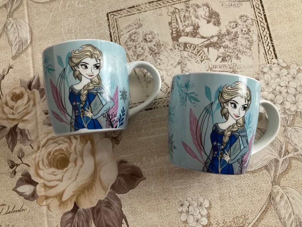 Set van 2 disney mokken Frozen ( Elsa ), Verzamelen, Ophalen of Verzenden, Overige figuren, Servies