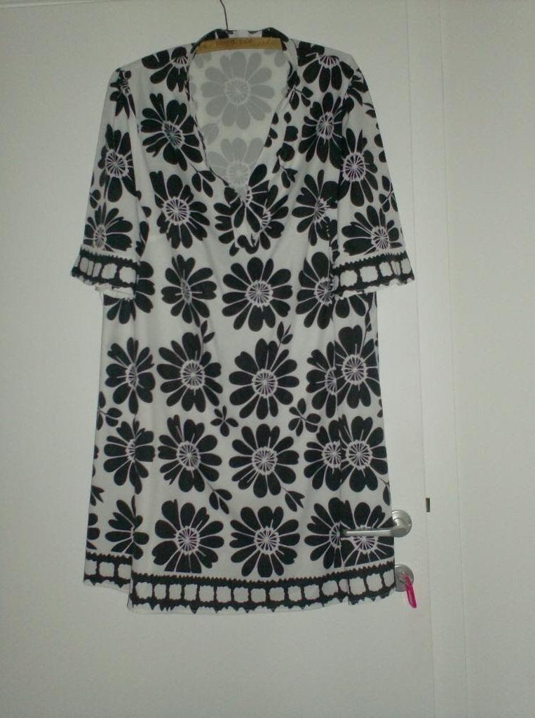 mooie jurk maat 48 nieuw, Zwart, Maat 46/48 (XL) of groter, Nieuw, Ophalen of Verzenden