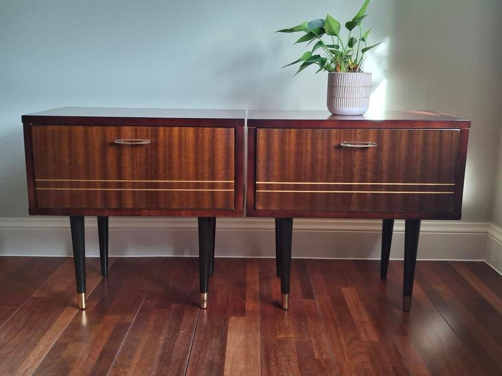 Prachtige vintage nachtkastjes, Huis en Inrichting, Kasten | Dressoirs, Ophalen