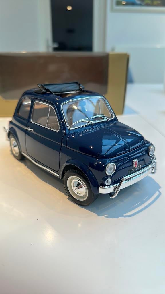 FIAT 500 1/18 Made in Italy en boîte, Hobby & Loisirs créatifs, Enlèvement ou Envoi, Neuf, Voiture, Burago
