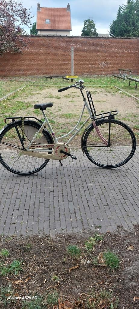 Damesfiets omafiets remterugtrapen, Fietsen en Brommers, Ophalen, Versnellingen